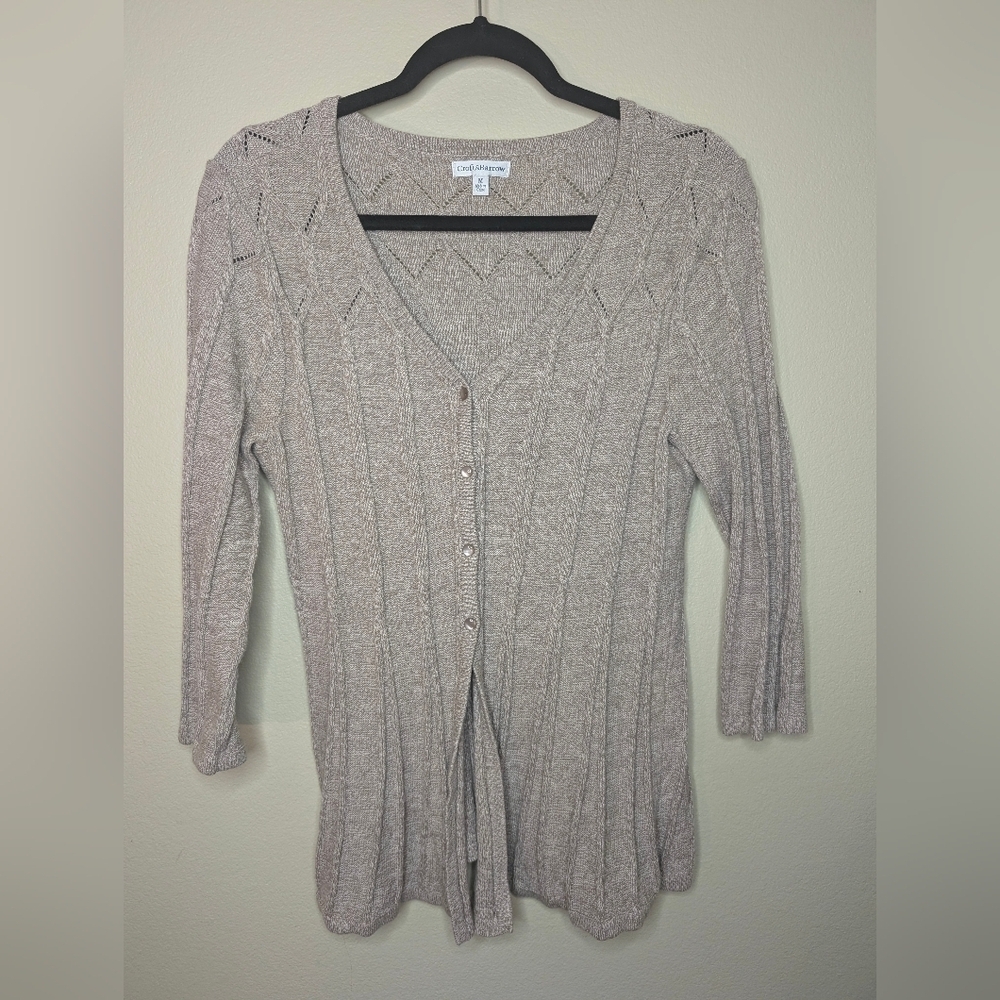 Cable & Gauge Women's Beige Sweater
